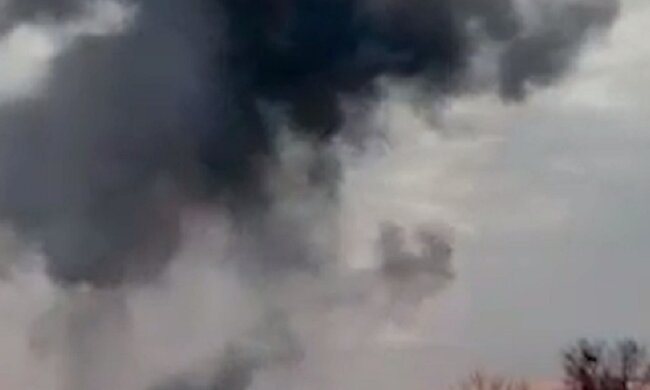 Взрыв прогремел на железной дороге, последствия серьезные: "Прервано снабжение…"
