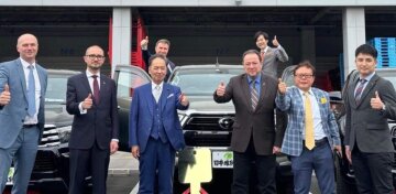 Оплатили со своих зарплат: японские депутаты приобрели десятки авто для защитников Украины