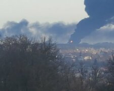 Под Киевом подорвали нефтебазу, что известно на данный момент: "Наблюдалось горение..."