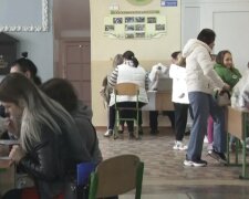 Безкоштовні продукти для ВПО у Києві