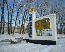 Чорнобильський саркофаг вкрився льодом (фото)