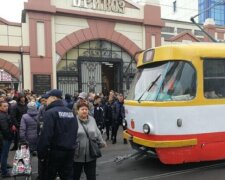 В Одесі атакували продавця ринку: "побили і пустили сльозогінний газ"