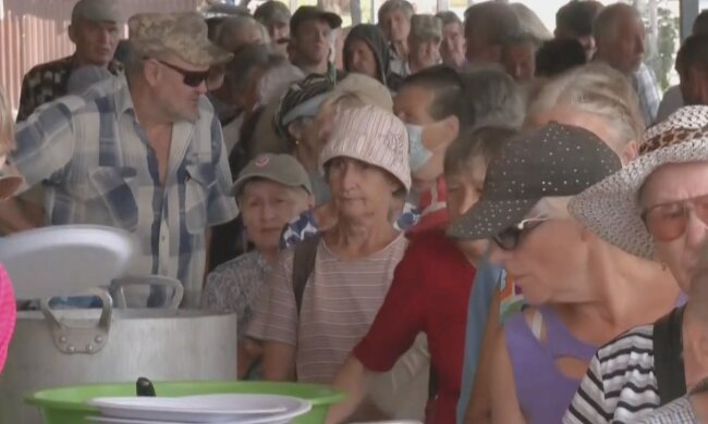 Безкоштовні продукти для ВПО та пенсіонерів у Дніпропетровській області