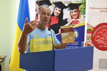 Николай Томенко