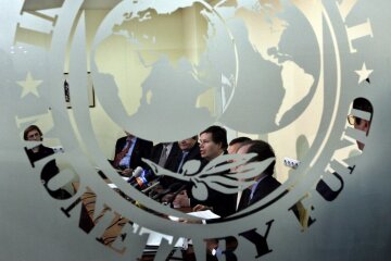 В очікуванні траншу: Україна повернула МВФ значну суму