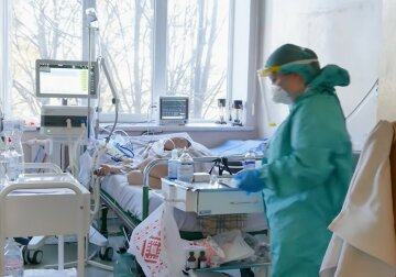 На Днепропетровщину идет новая волна заболеваемости ковидом: около тысячи новых больных за сутки