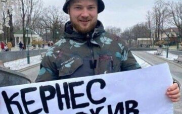 "Відразу видно, що в мери мітить": харків'янин з тату "Кернес живий" на лобі відзначився новою витівкою