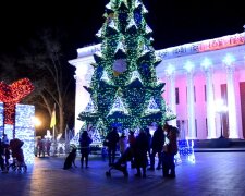 Одесский коп решился на смелый поступок возле главной елки: "Все аплодировали стоя", видео