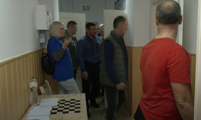 Безкоштовні продукти для пенсіонерів у Харкові