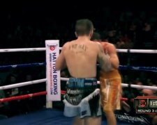 Як українець Сенченко закінчив кар'єру легендарного британського боксера: кадри удару