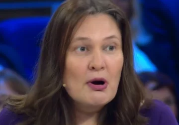 "Чому тільки Крим?": скандальна Монтян кличе Путіна забрати землі в України