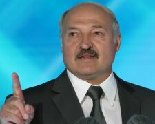 Лукашенко образив українців через "причетність" до протестів у Білорусі: "Вистачає майданутих"