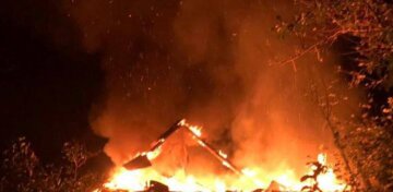 За ночь пострадали почти 50 домов: враг накрыл Днепропетровщину из «Градов», кадры разрушений