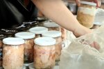 Бесплатные продукты для ВПЛ и пенсионеров в Сумской области