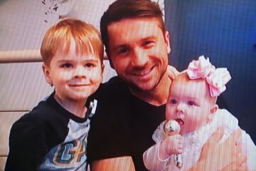 СМИ раскрыли имя настоящей матери детей Сергея Лазарева: ее знают все