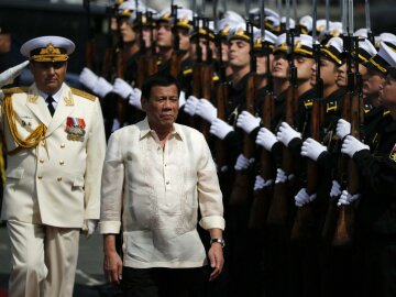 Філіппінський Гітлер пообіцяв убивати мерів і чиновників