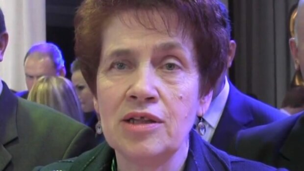 янукович людмила