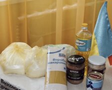 Безкоштовні продукти для ВПО та пенсіонерів у Харкові