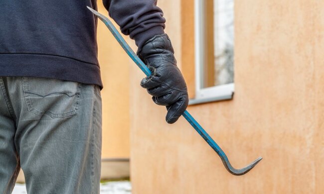 грабитель бандит хулиган