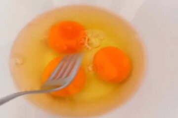 Так омлет вы еще точно не готовили: ресторатор дал особенный рецепт на завтрак