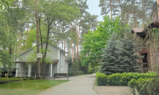 Хто розкупив відомчу базу у Конча-Заспі: експрокурор, колишні ТОПи митниці та їхні родичі, - розслідування