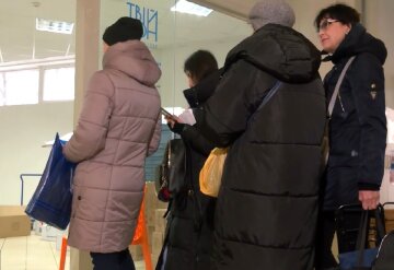 Безкоштовні продукти для ВПО та пенсіонерів у Харкові