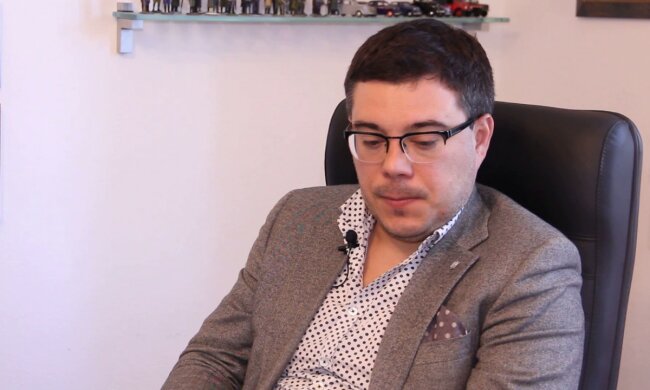 Березовець видав новий перл про трагедію в Нотр-Дам: “все, що потрібно знати про Порошенко”