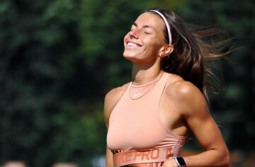 Українська легкоатлетка вразила гарячим фото, похвалившись ідеальною фігурою: «Шикарна»