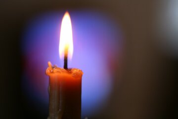 candle-1024×682