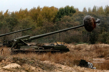 Украинские артиллеристы провели эффектные учения (фото)