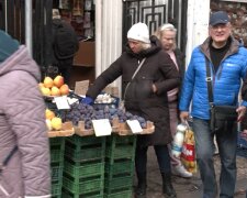 Дефіцит продуктів у Києві