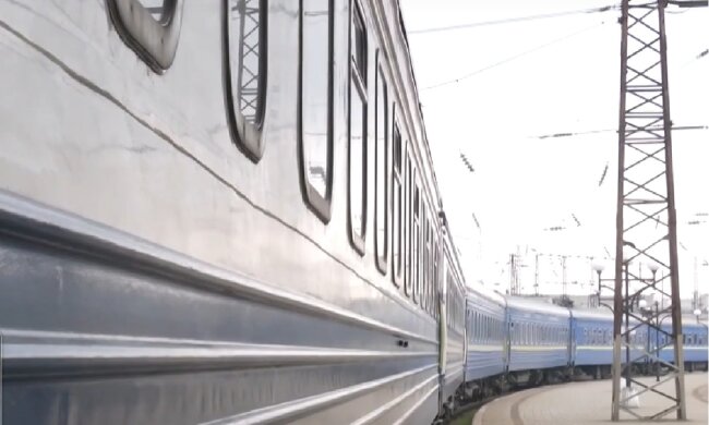 Ограничение движения поездов в Днепропетровской области