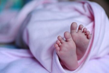 Горе-матір показала своє ставлення до дворічного сина на Одещині: “все може закінчитися сумно”, фото