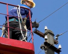 Графіки відключення світла в Дніпропетровській області на 3 липня
