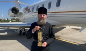 Делегация УПЦ попросила у Иерусалимского Патриарха молитв за Украину и вылетела в Киев