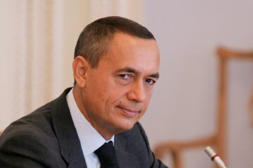 Микола Мартиненко – “власник” офшорів і скандальний нардеп, якого підозрюють у хабарях