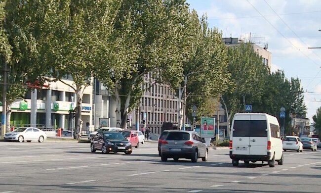 Запрет движения транспорта в Запорожье