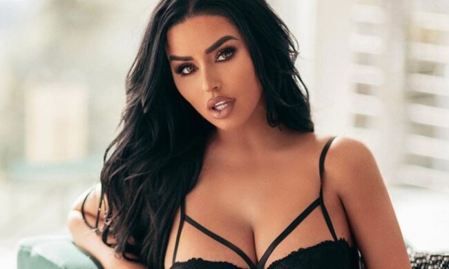 эби рэтчфорд, эбигейл