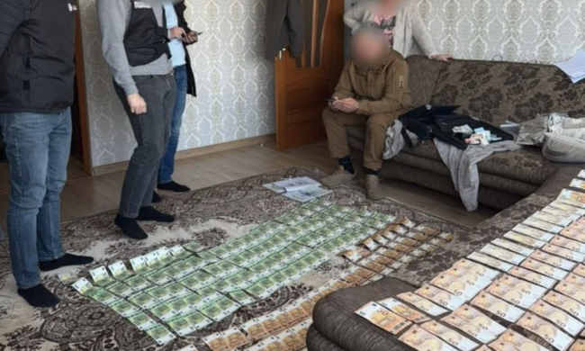 поліція провела більше 40 обшуків у посадовців ТЦК