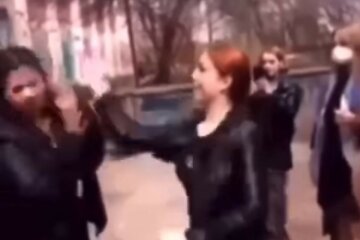 У Криму побили дівчинку кримськотатарської національності: кричущі кадри