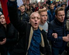 "Погромы и развешанные на столбах противники": Боровой назвал сроки распада России