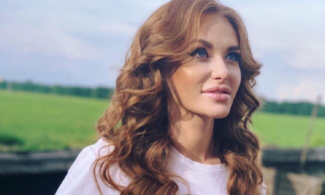 Слава "НеАнгел" Каминская показала, какой была до пластики, насмешив Лесю Никитюк: "Угораю!"