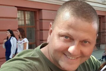 Залужний відзначив другокласницю з Івано-Франківська, фото: "Аня мріяла про..."