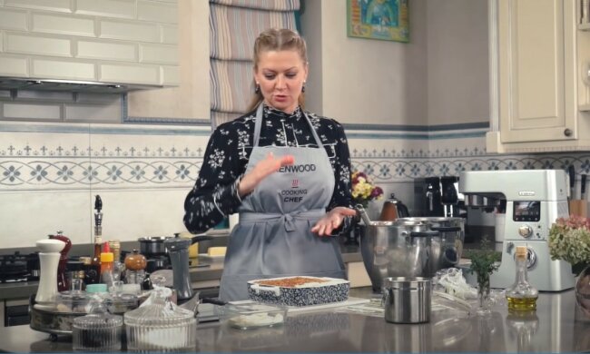Готувати вдома просто: "Мастер Шеф" Литвинова показала, як правильно готувати лазанью