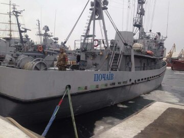 Росія обстріляла українське судно з бурових платформ: з’явилися докази (фото)