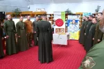 Глубочайшее символическое значение: военные капелланы Киевского гарнизона НГУ совершили совместную молитву в библиотеке