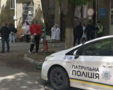 Пацієнтів і лікарів вивели на вулицю: почалася термінова евакуація в лікарні Харкова, фото