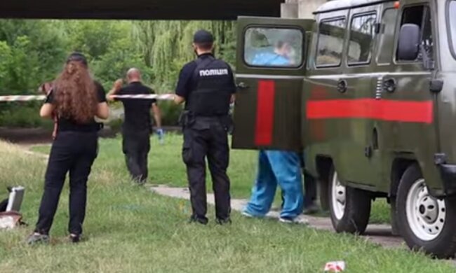 Під Києвом обірвалося життя дівчинки, кадри: гуляла з собакою біля річки