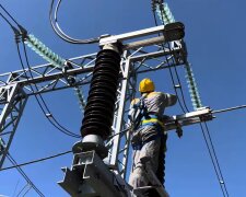 Графіки відключення світла в Дніпропетровській області на 12 грудня