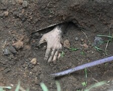 Заживо погребенный блогер ведет трансляцию из гроба (видео)